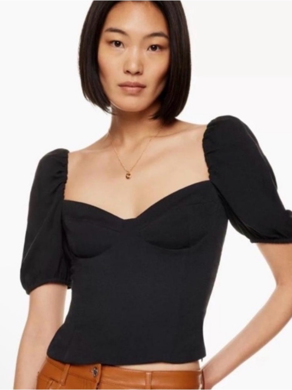 WILFRED Aritzia Novella Shortsleeve Blouse Black Puff Sleeve Sweetheart Neck Top